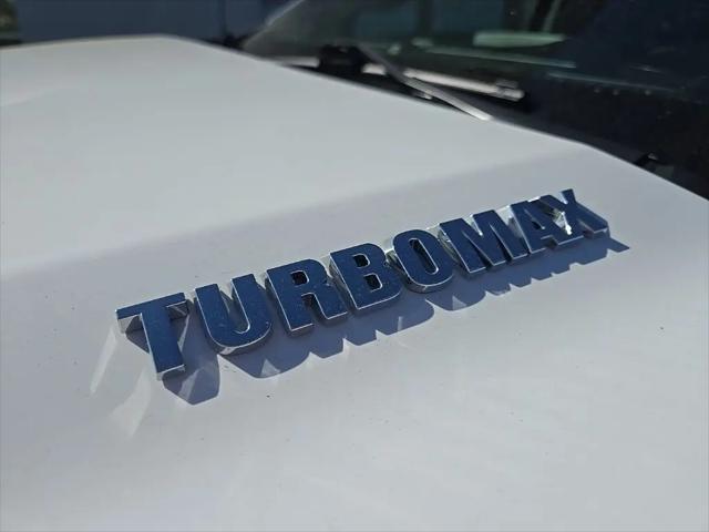 2025 Chevrolet Silverado 1500 4WD Crew Cab Short Bed Custom