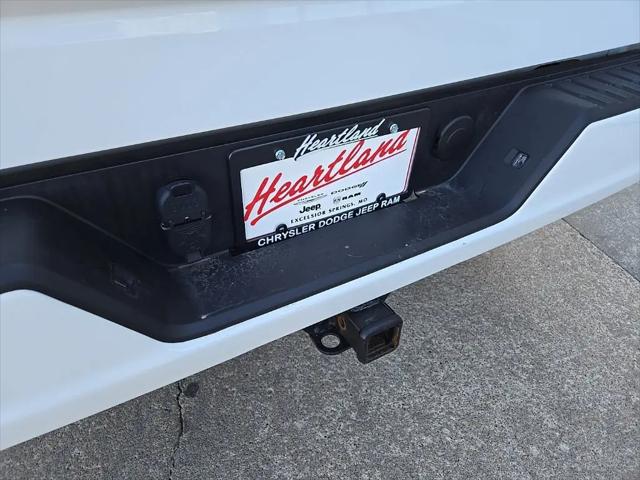 2025 Chevrolet Silverado 1500 4WD Crew Cab Short Bed Custom