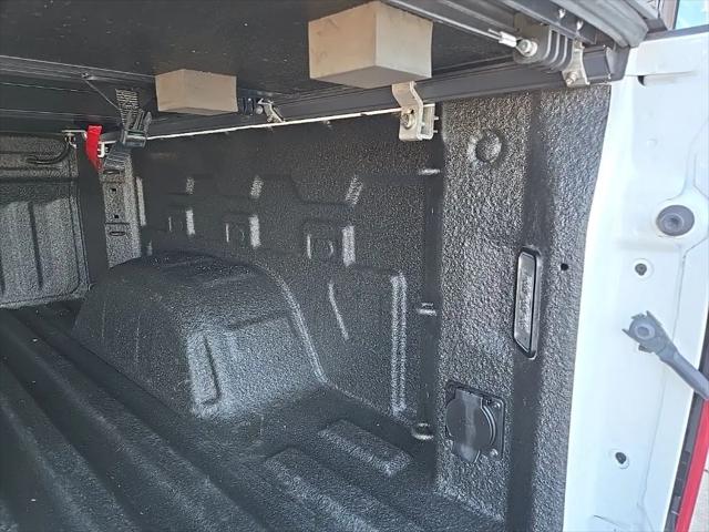 2025 Chevrolet Silverado 1500 4WD Crew Cab Short Bed Custom