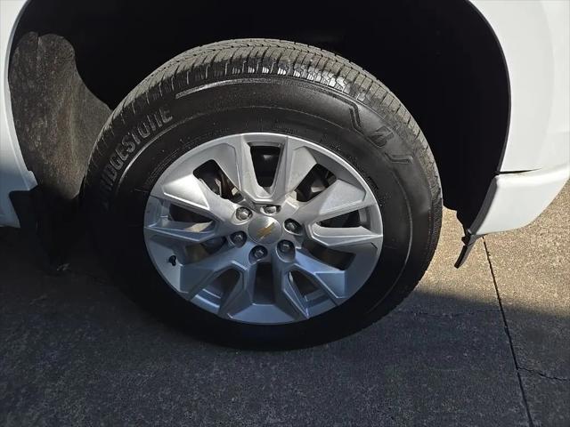 2025 Chevrolet Silverado 1500 4WD Crew Cab Short Bed Custom