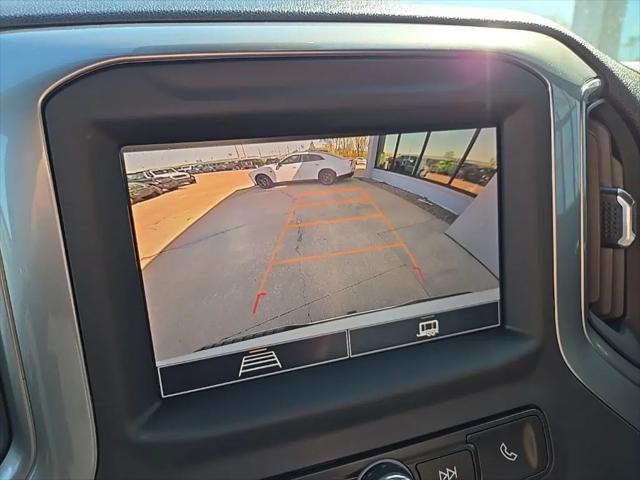 2025 Chevrolet Silverado 1500 4WD Crew Cab Short Bed Custom