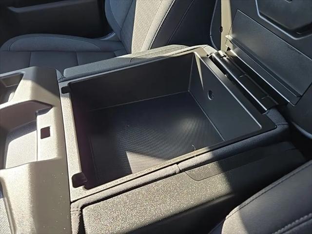 2025 Chevrolet Silverado 1500 4WD Crew Cab Short Bed Custom
