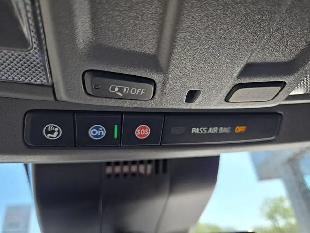 2025 Chevrolet Silverado 1500 4WD Crew Cab Short Bed Custom