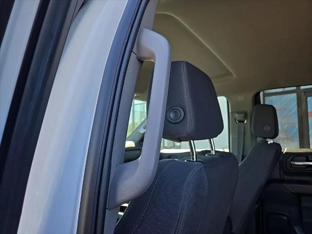 2025 Chevrolet Silverado 1500 4WD Crew Cab Short Bed Custom