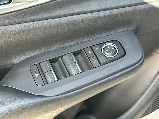 2026 Toyota Prius Plug-In XSE