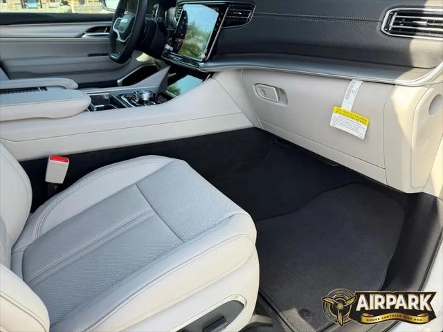 2026 Jeep Grand Wagoneer Limited Altitude 4x4