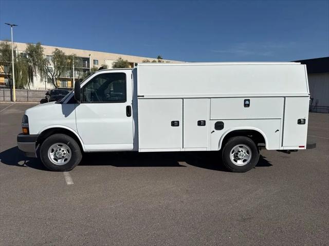 2026 Chevrolet Express Cutaway Work Van