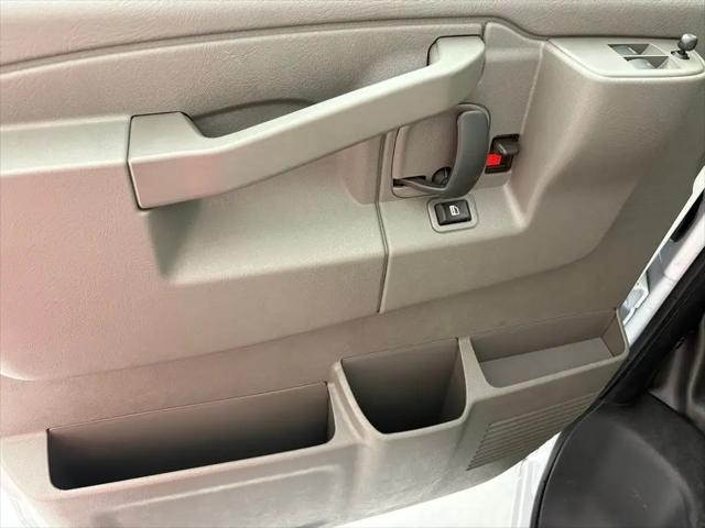 2026 Chevrolet Express Cargo Van 2500 Regular Wheelbase, WT, RWD