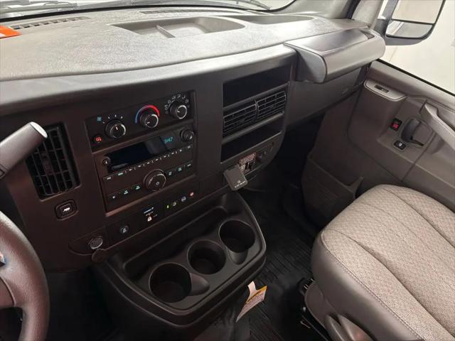 2026 Chevrolet Express Cargo Van 2500 Regular Wheelbase, WT, RWD