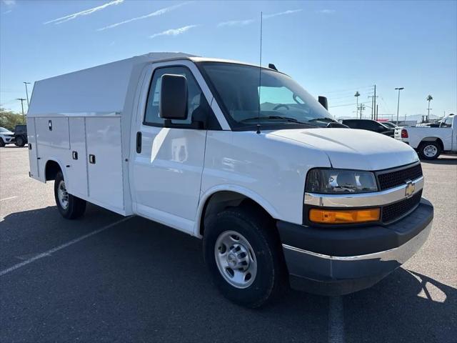 2026 Chevrolet Express Cutaway Work Van