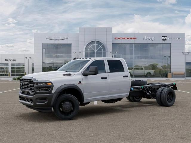 2026 RAM 5500 Chassis RAM 5500 TRADESMAN CHASSIS CREW CAB 4X4 84 CA