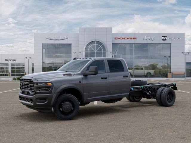 2026 RAM 5500 Chassis RAM 5500 TRADESMAN CHASSIS CREW CAB 4X4 84 CA