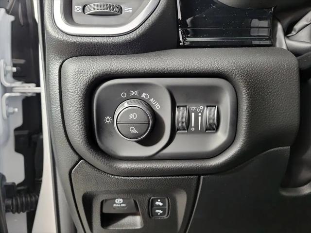 2026 Ram 1500 Laramie Crew Cab 4x4 57 Box