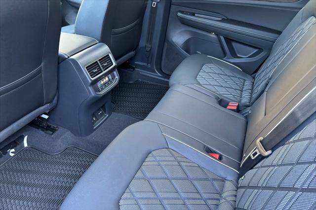 2026 Volkswagen Atlas SEL Premium R-Line