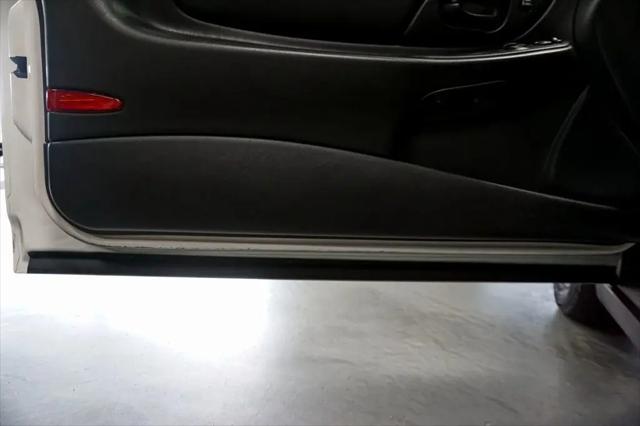 2004 Chevrolet Monte Carlo LS