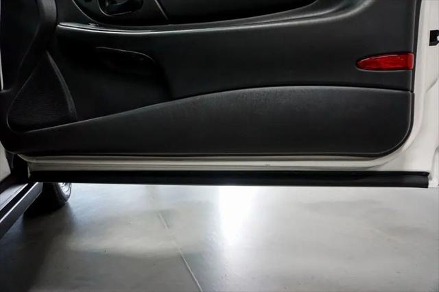 2004 Chevrolet Monte Carlo LS