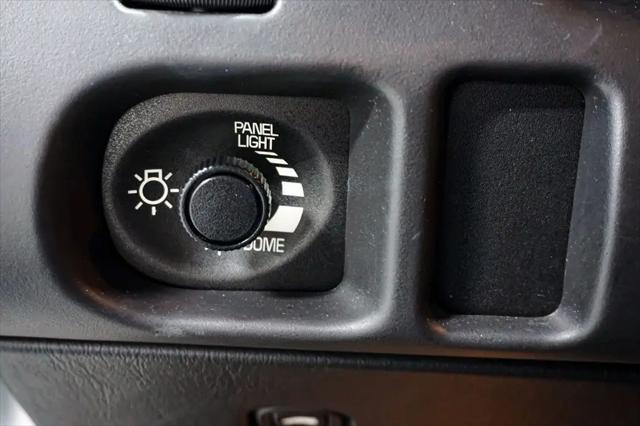 2004 Chevrolet Monte Carlo LS