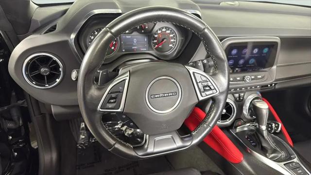 2022 Chevrolet Camaro RWD Convertible 2LT