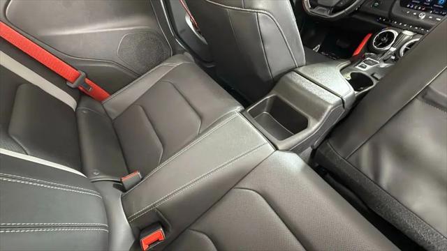 2022 Chevrolet Camaro RWD Convertible 2LT