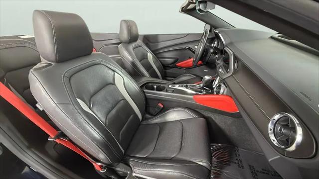 2022 Chevrolet Camaro RWD Convertible 2LT