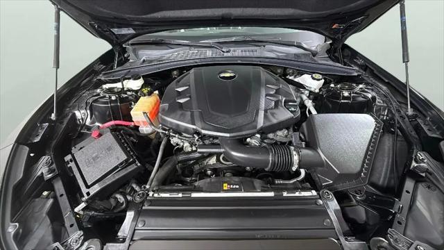 2022 Chevrolet Camaro RWD Convertible 2LT