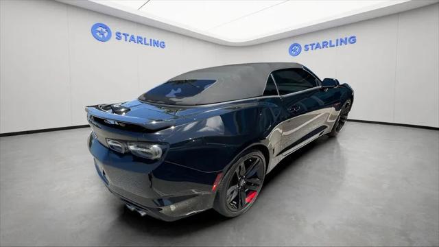 2022 Chevrolet Camaro RWD Convertible 2LT