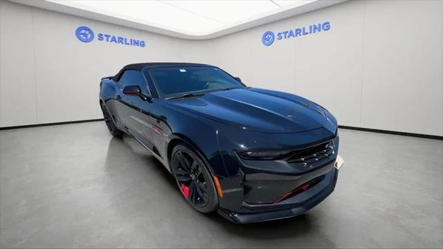 2022 Chevrolet Camaro RWD Convertible 2LT