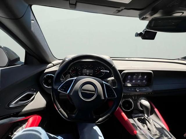 2022 Chevrolet Camaro RWD Convertible 2LT