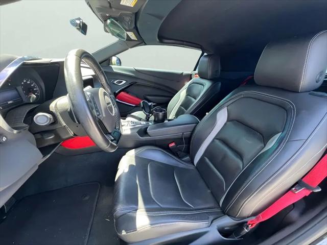 2022 Chevrolet Camaro RWD Convertible 2LT