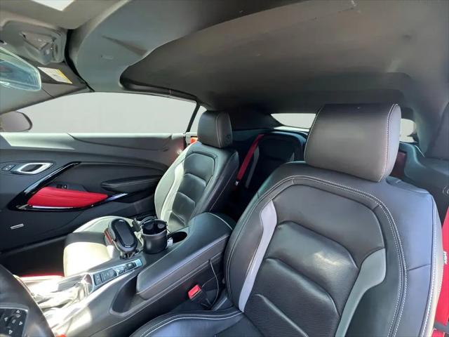 2022 Chevrolet Camaro RWD Convertible 2LT