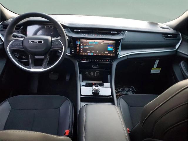 2026 Jeep Grand Cherokee L Altitude 4x2