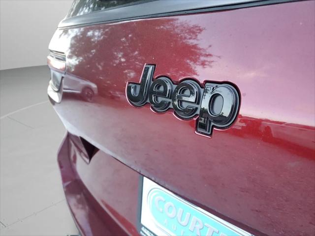 2026 Jeep Grand Cherokee L Altitude 4x2