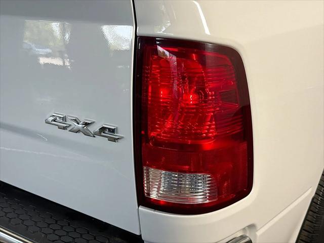 2019 Ram 1500 Classic Tradesman Crew Cab 4x4 5'7" Box