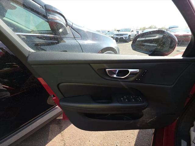 2023 Volvo S60 B5 Core Dark Theme