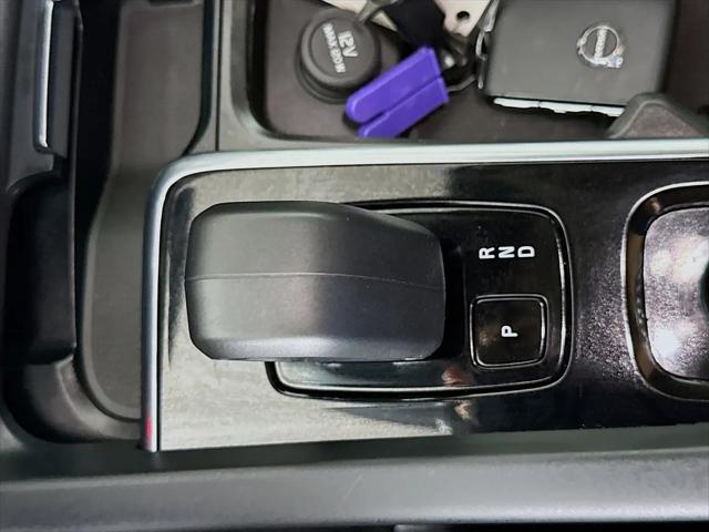 2023 Volvo S60 B5 Core Dark Theme