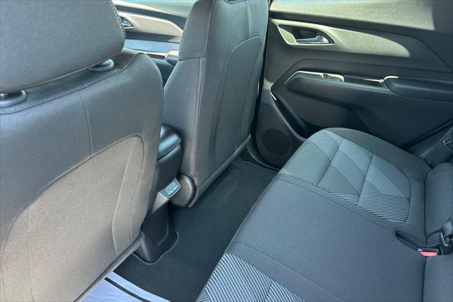 2027 Chevrolet Bolt LT FWD