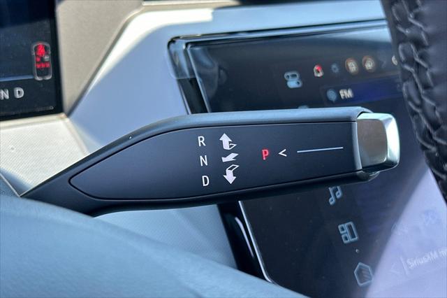 2027 Chevrolet Bolt LT FWD