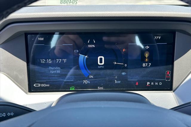 2027 Chevrolet Bolt LT FWD