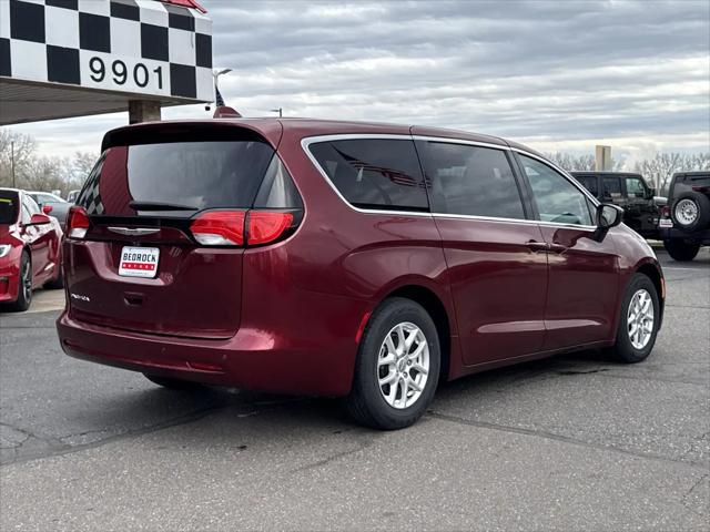 2017 Chrysler Pacifica Touring