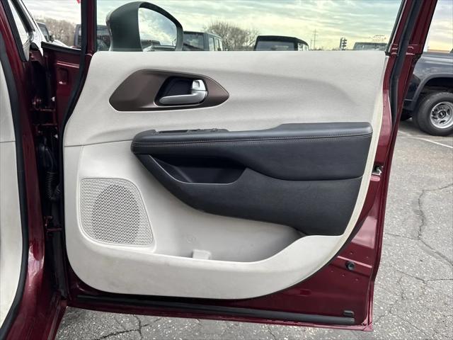 2017 Chrysler Pacifica Touring