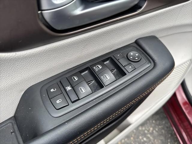 2017 Chrysler Pacifica Touring