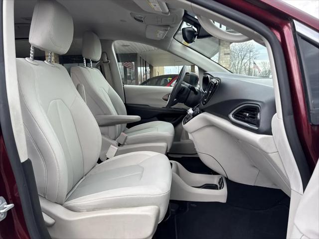 2017 Chrysler Pacifica Touring