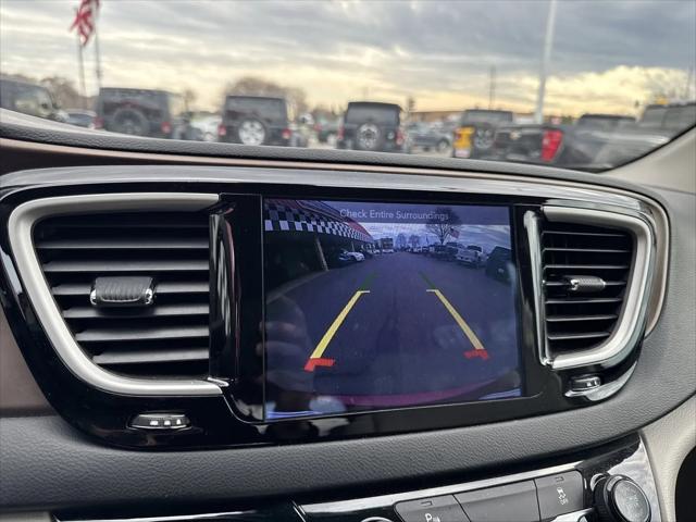 2017 Chrysler Pacifica Touring