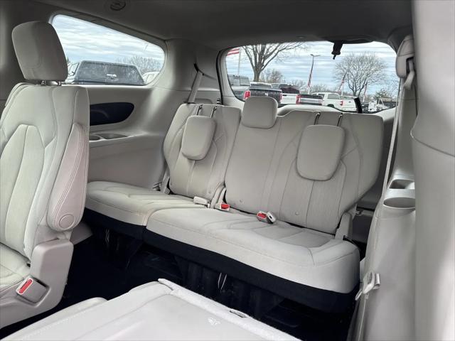 2017 Chrysler Pacifica Touring