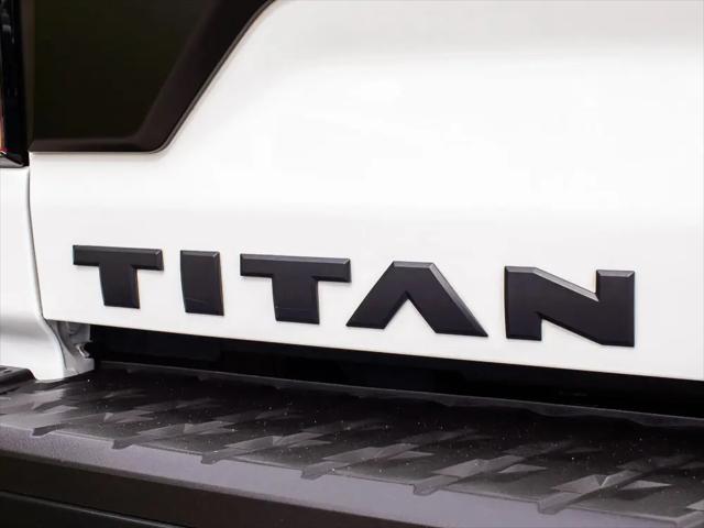 2024 Nissan Titan Crew Cab PRO-4X 4x4