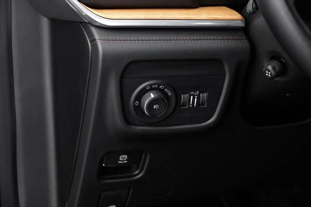 2023 Jeep Grand Cherokee L Summit Reserve 4x4