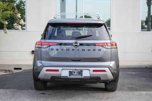 2025 Nissan Pathfinder SL FWD