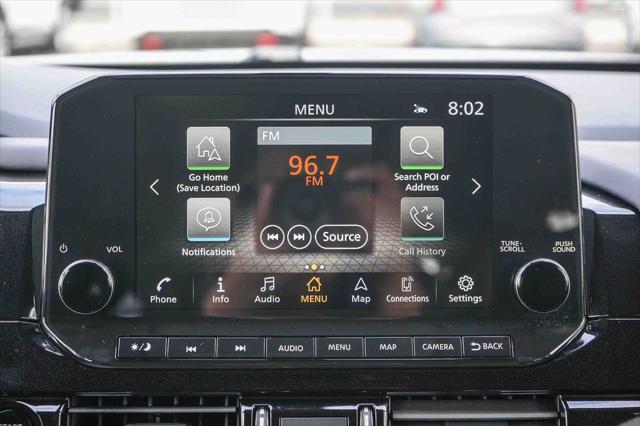 2025 Nissan Pathfinder SL FWD