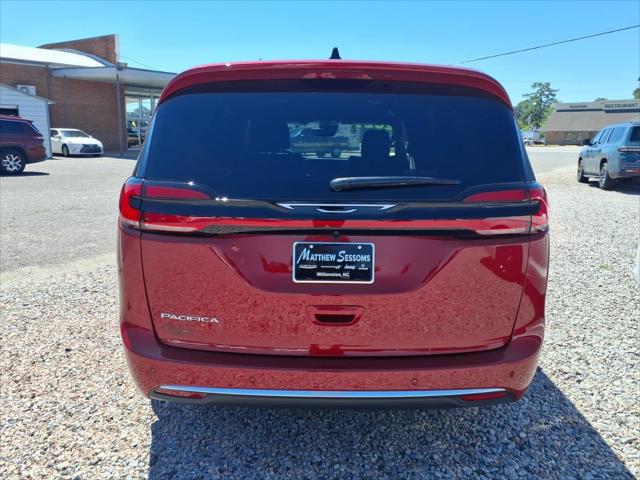 2027 Chrysler Pacifica PACIFICA SELECT