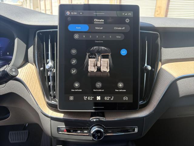 2026 Volvo XC60 B5 Core